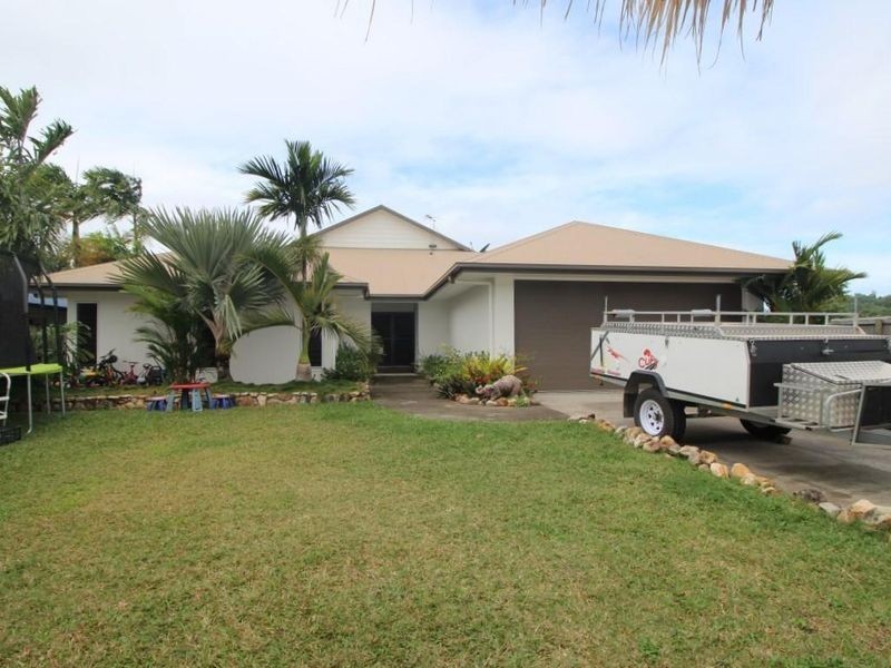 22 Mariner Drive, South Mission Beach QLD 4852