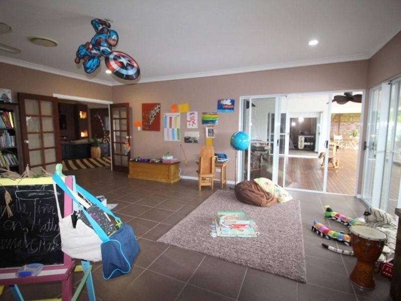 22 Mariner Drive, South Mission Beach QLD 4852