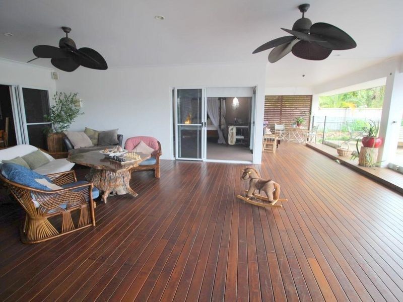 22 Mariner Drive, South Mission Beach QLD 4852