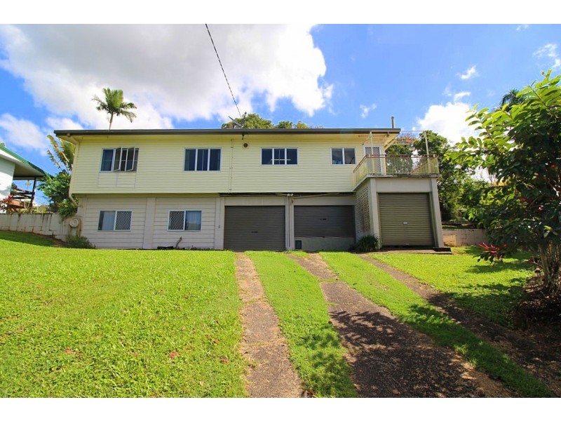 10 Hielscher Street, Tully QLD 4854