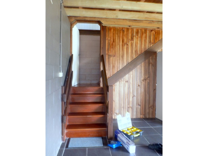 10 Hielscher Street, Tully QLD 4854