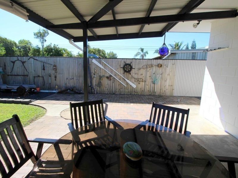 14 Andrews Street, Kurrimine Beach QLD 4871