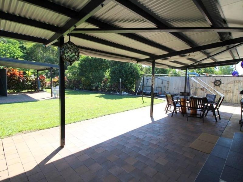 14 Andrews Street, Kurrimine Beach QLD 4871