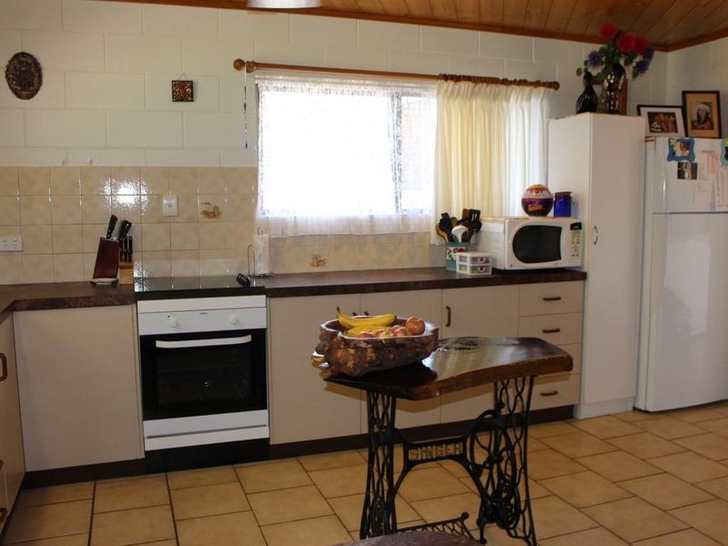 14 Andrews Street, Kurrimine Beach QLD 4871