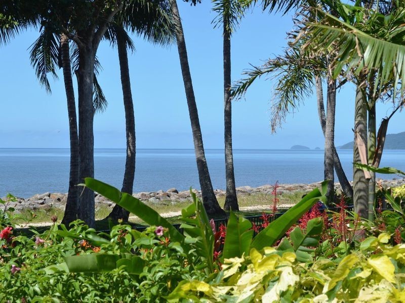 26 Feldt Street, Flying Fish Point QLD 4860