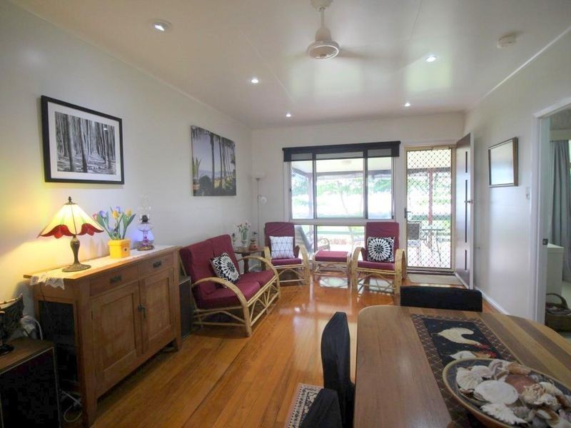 26 Feldt Street, Flying Fish Point QLD 4860