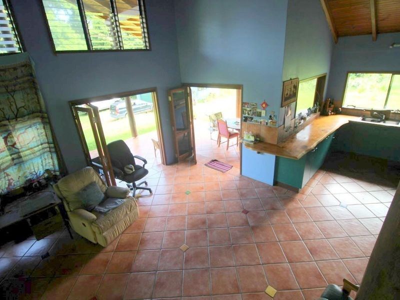 5 Plantation Drive, Bingil Bay QLD 4852