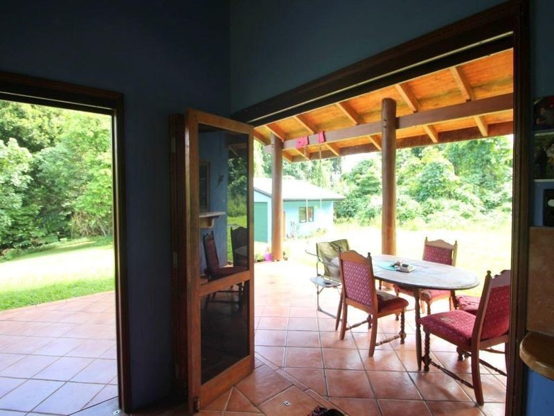 5 Plantation Drive, Bingil Bay QLD 4852