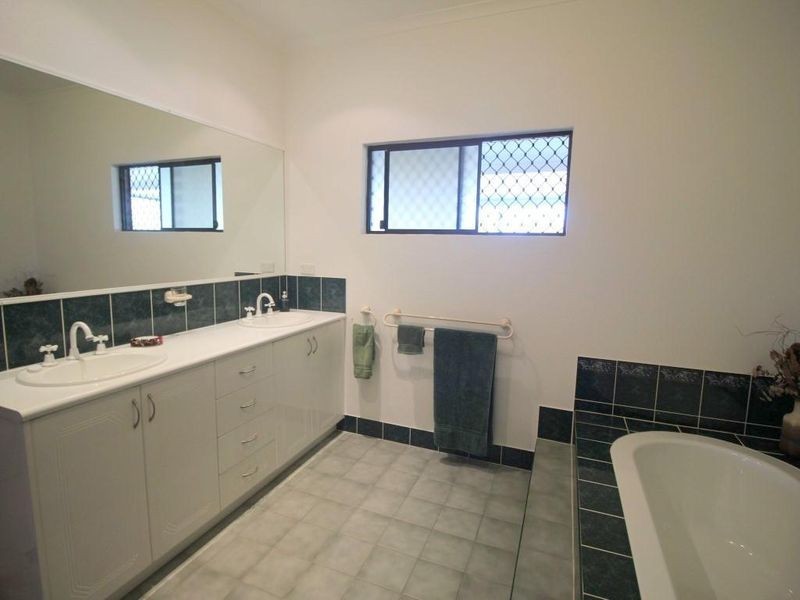 22 Hull Heads Road, Hull Heads QLD 4854