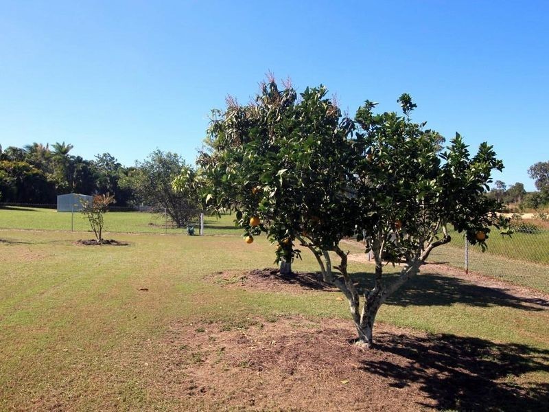 22 Hull Heads Road, Hull Heads QLD 4854