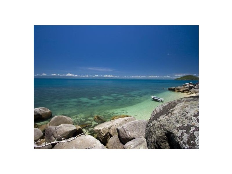 L19/23 Unsworth Drive, Mission Beach QLD 4852