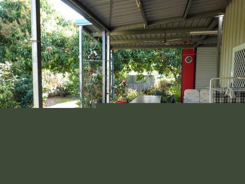 28 Melaleuca Drive, Tully Heads QLD 4854