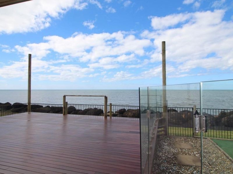 40 Elizabeth Street, Flying Fish Point QLD 4860