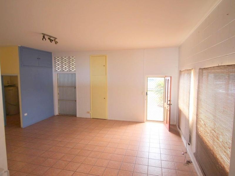 40 Elizabeth Street, Flying Fish Point QLD 4860