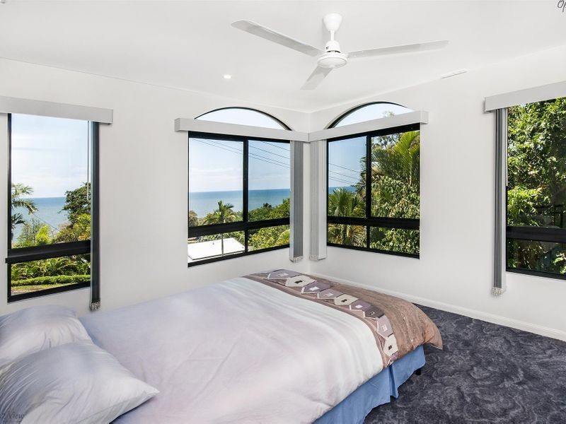 11 Maria Street, Flying Fish Point QLD 4860