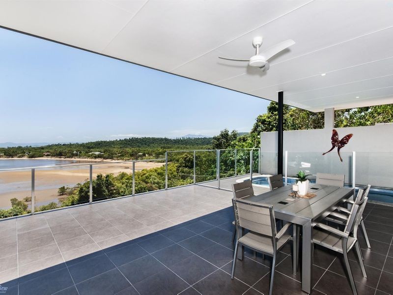 11 Maria Street, Flying Fish Point QLD 4860