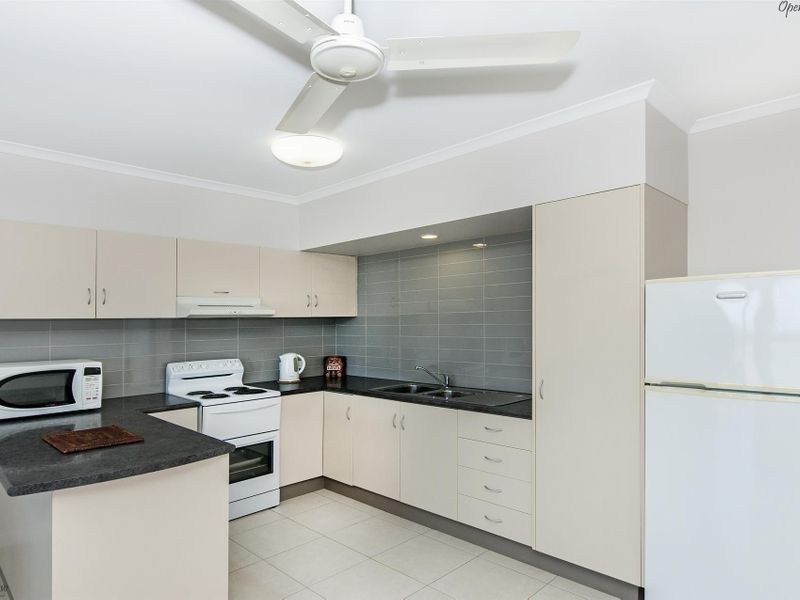 11 Maria Street, Flying Fish Point QLD 4860