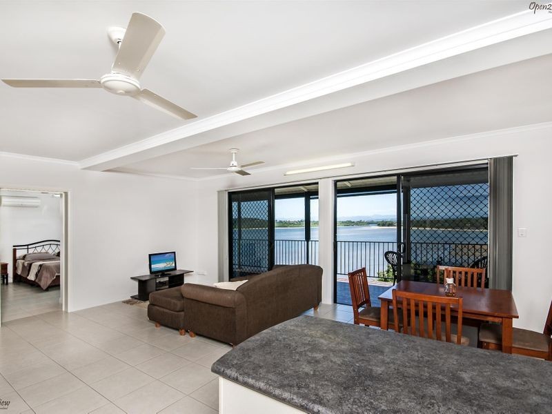 11 Maria Street, Flying Fish Point QLD 4860