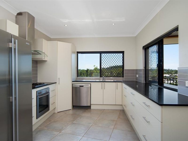 15 Riverside Terrace, South Mission Beach QLD 4852