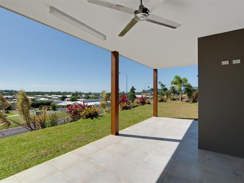 15 Riverside Terrace, South Mission Beach QLD 4852