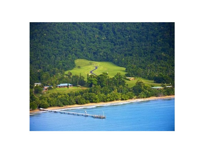 L11/21 Unsworth Drive, Mission Beach QLD 4852