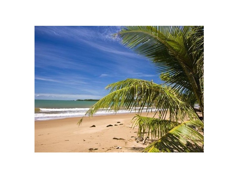 L11/21 Unsworth Drive, Mission Beach QLD 4852