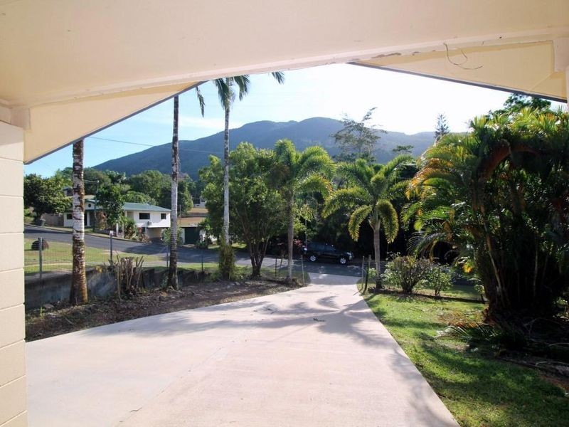 24 Bamber Street, Tully QLD 4854