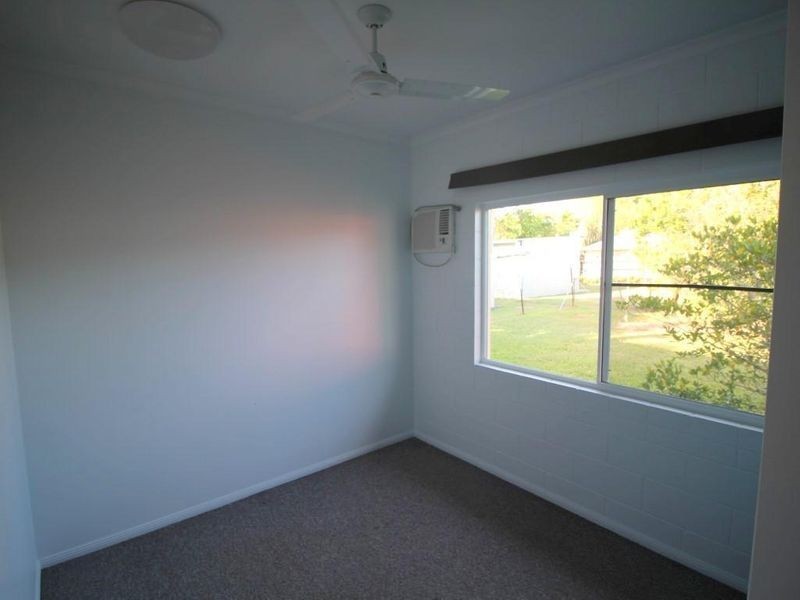 24 Bamber Street, Tully QLD 4854