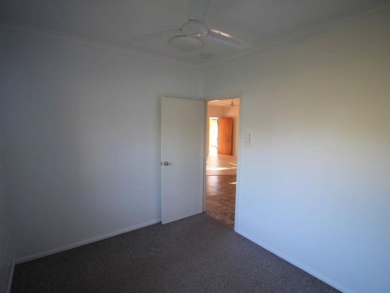 24 Bamber Street, Tully QLD 4854