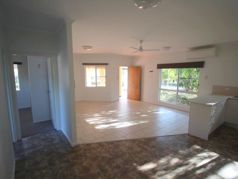 24 Bamber Street, Tully QLD 4854