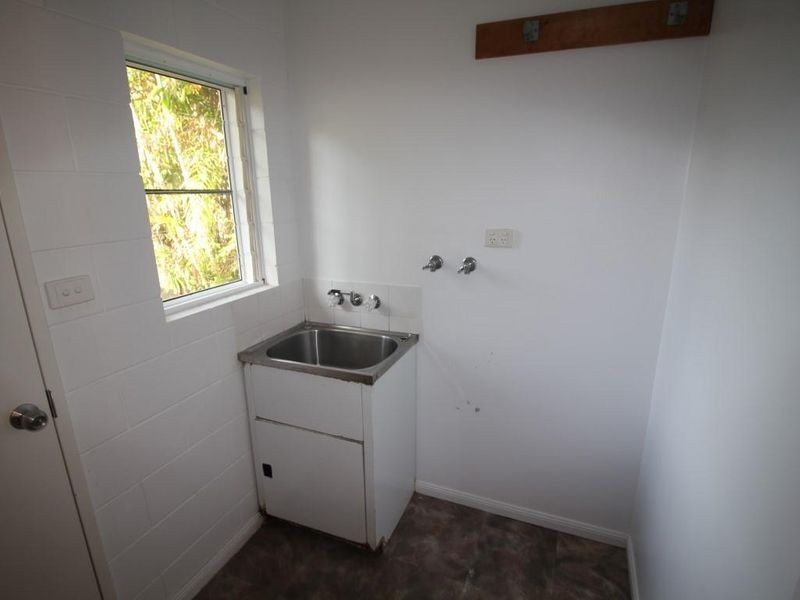 24 Bamber Street, Tully QLD 4854