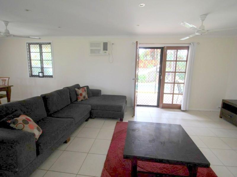 3 Rebecca Jane Parade, Kurrimine Beach QLD 4871