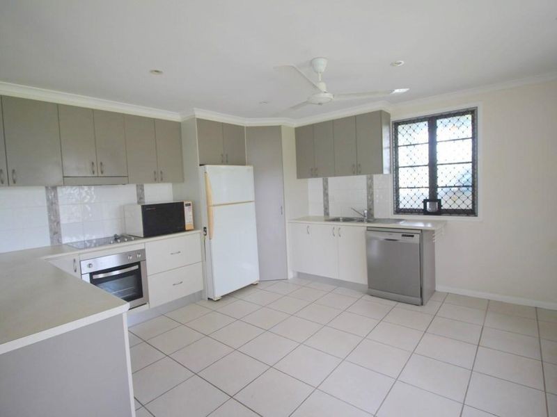 3 Rebecca Jane Parade, Kurrimine Beach QLD 4871