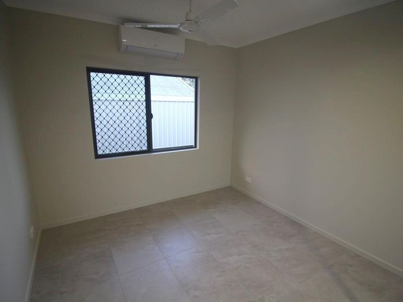 2 Graham Street, Tully QLD 4854