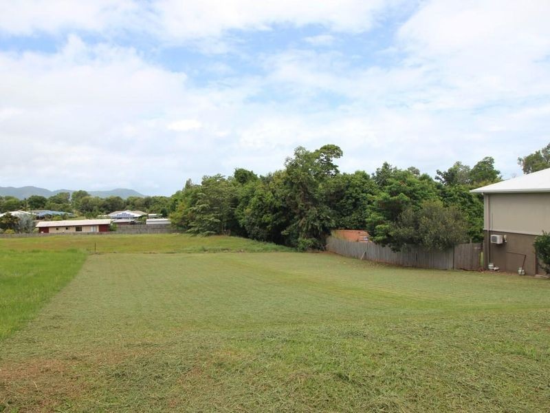 10/30 The Boulevard, South Mission Beach QLD 4852