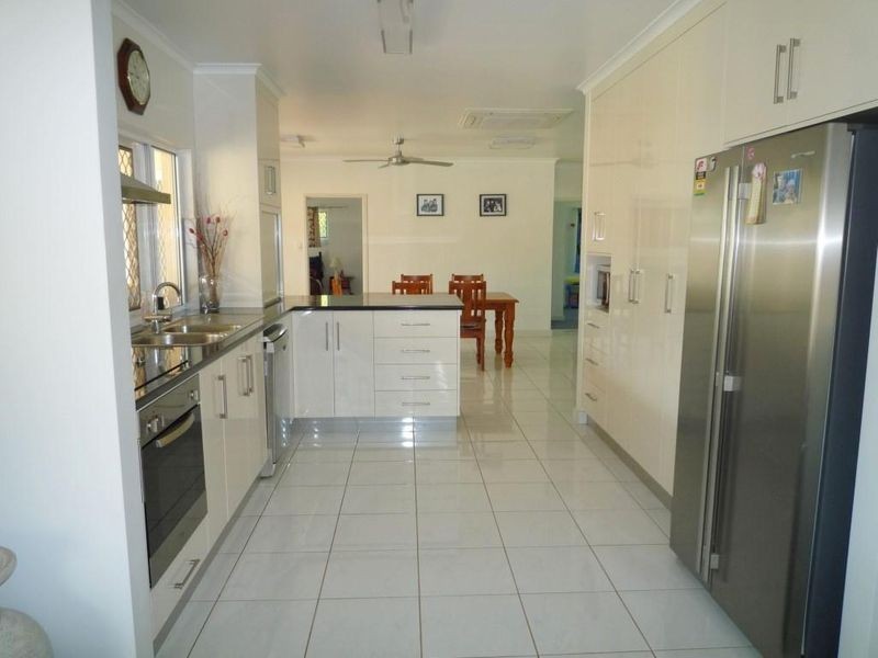 80 North Hull Road, Carmoo QLD 4852