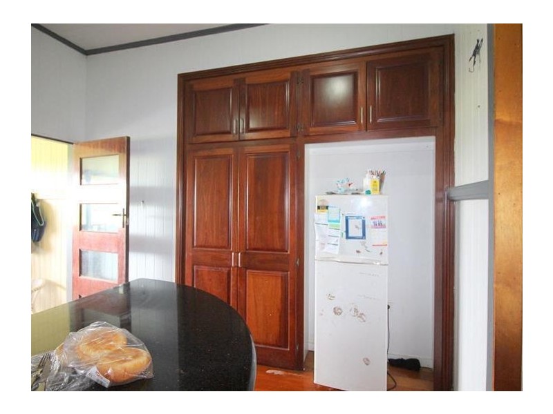 10 Euramo Road, Euramo QLD 4854