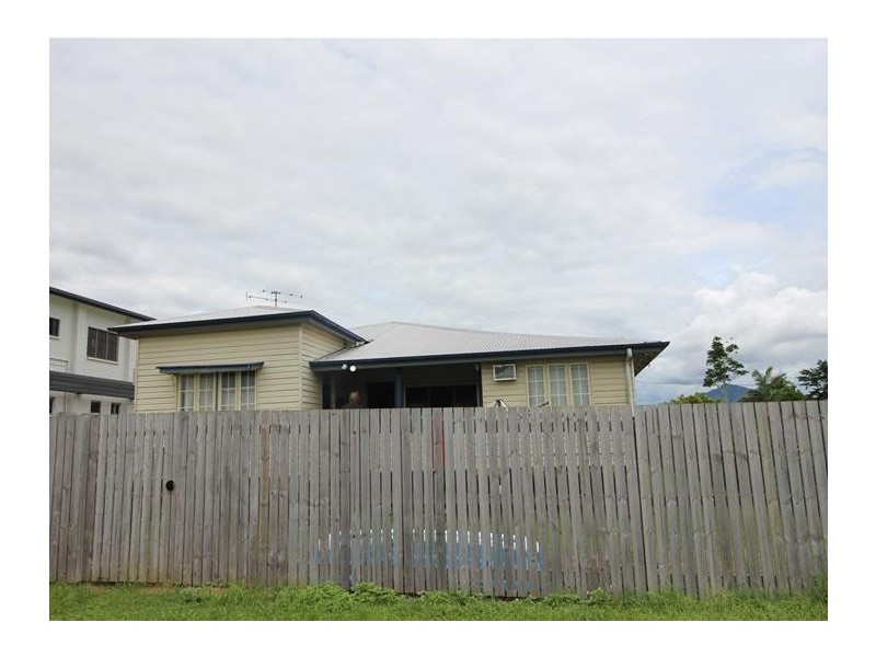 10 Euramo Road, Euramo QLD 4854