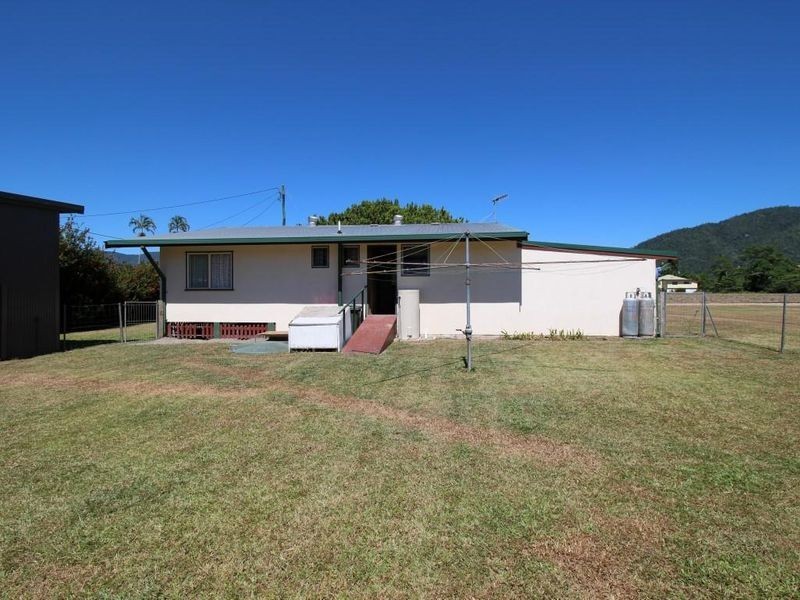 8 Harman Lane, Feluga QLD 4854