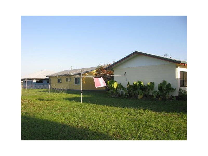 5 Glasgow Street, El Arish QLD 4855