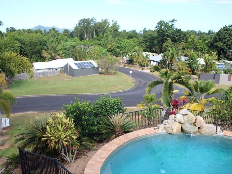13 Dunkalli Crescent, Wongaling Beach QLD 4852