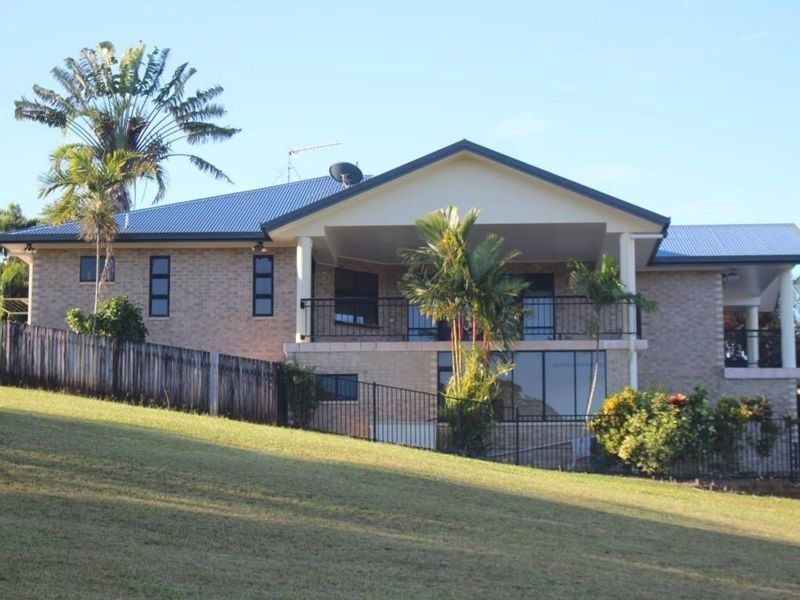 13 Dunkalli Crescent, Wongaling Beach QLD 4852