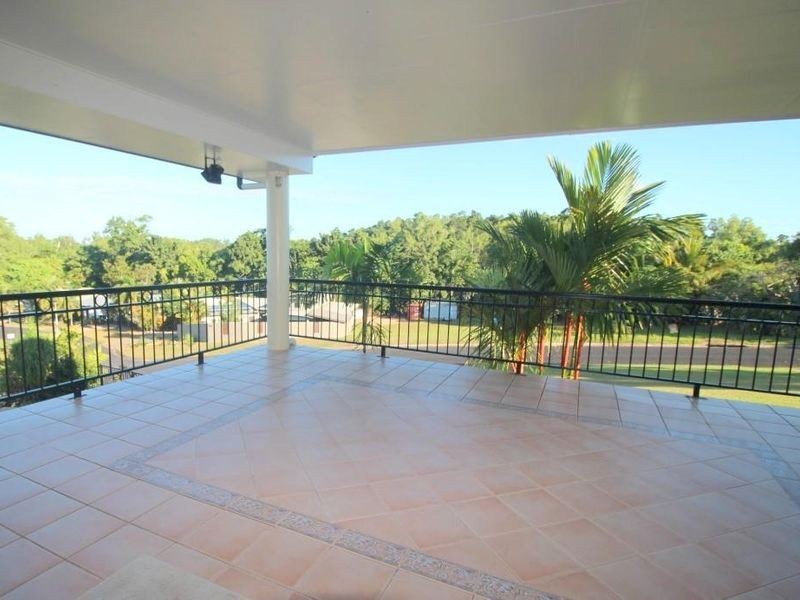 13 Dunkalli Crescent, Wongaling Beach QLD 4852