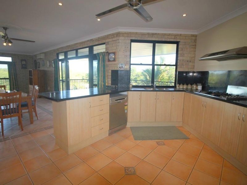 13 Dunkalli Crescent, Wongaling Beach QLD 4852
