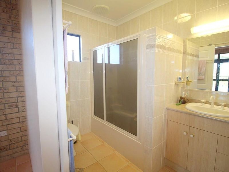 13 Dunkalli Crescent, Wongaling Beach QLD 4852