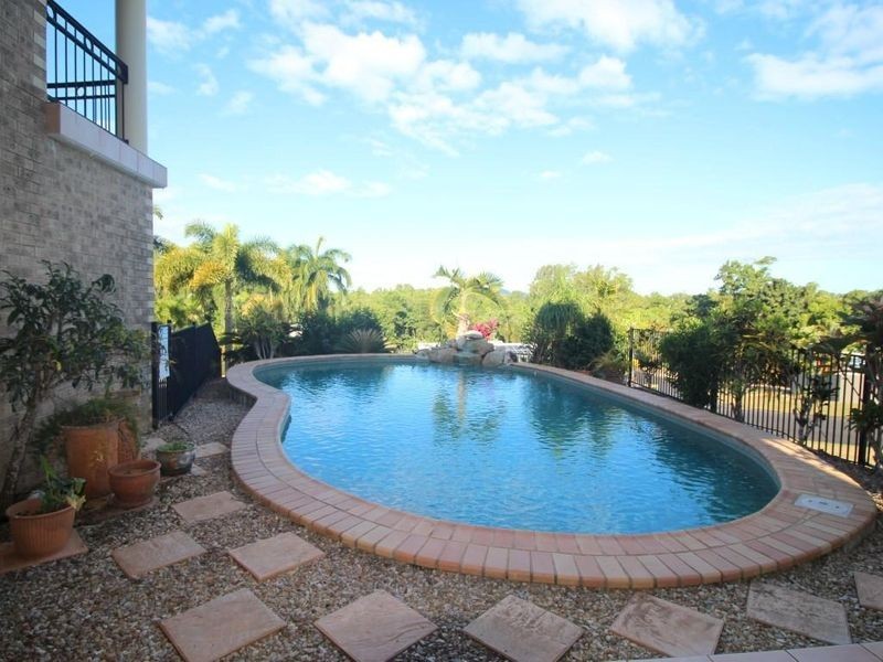 13 Dunkalli Crescent, Wongaling Beach QLD 4852