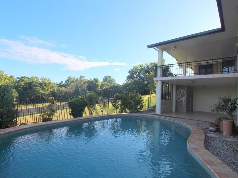 13 Dunkalli Crescent, Wongaling Beach QLD 4852
