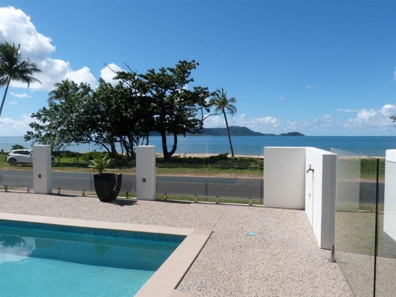 3/112 Kennedy Esplanade, South Mission Beach QLD 4852