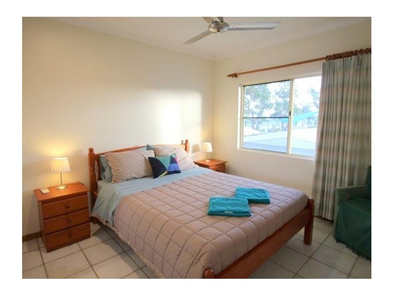 3/112 Kennedy Esplanade, South Mission Beach QLD 4852