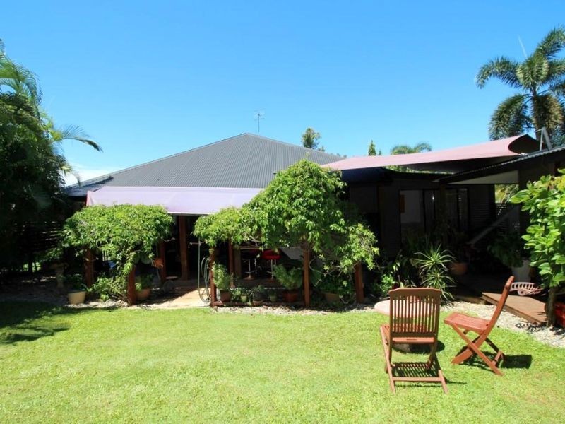 20 Kent Close, Mission Beach QLD 4852